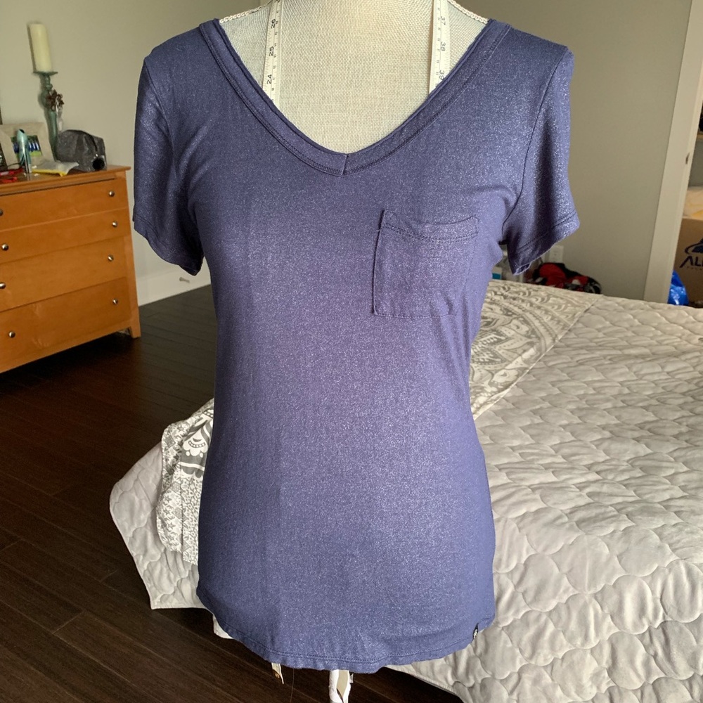 Shimmery Rock&Republick V-Neck